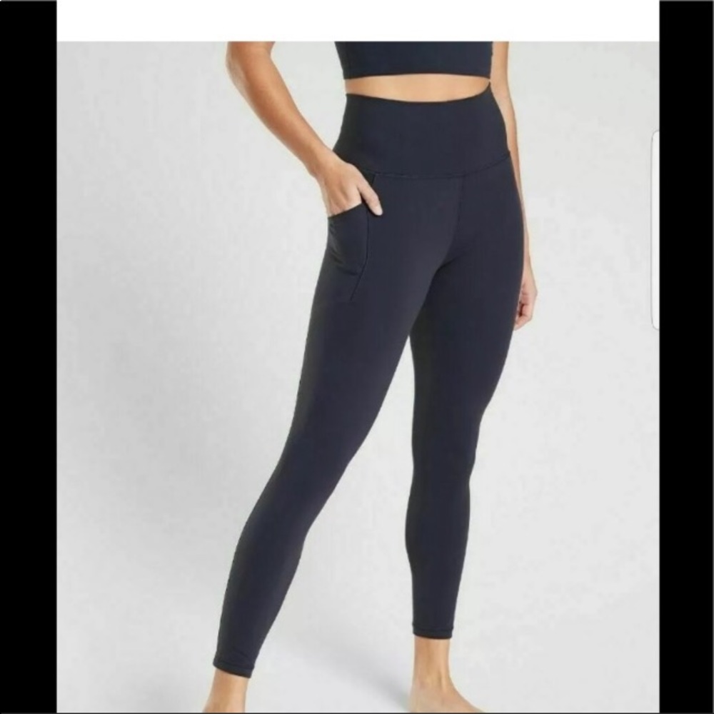 NWT! Athleta Salutation Slash Pocket Tights